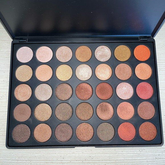 Morphe Other - Morphe eyeshadow pallet - lightly used